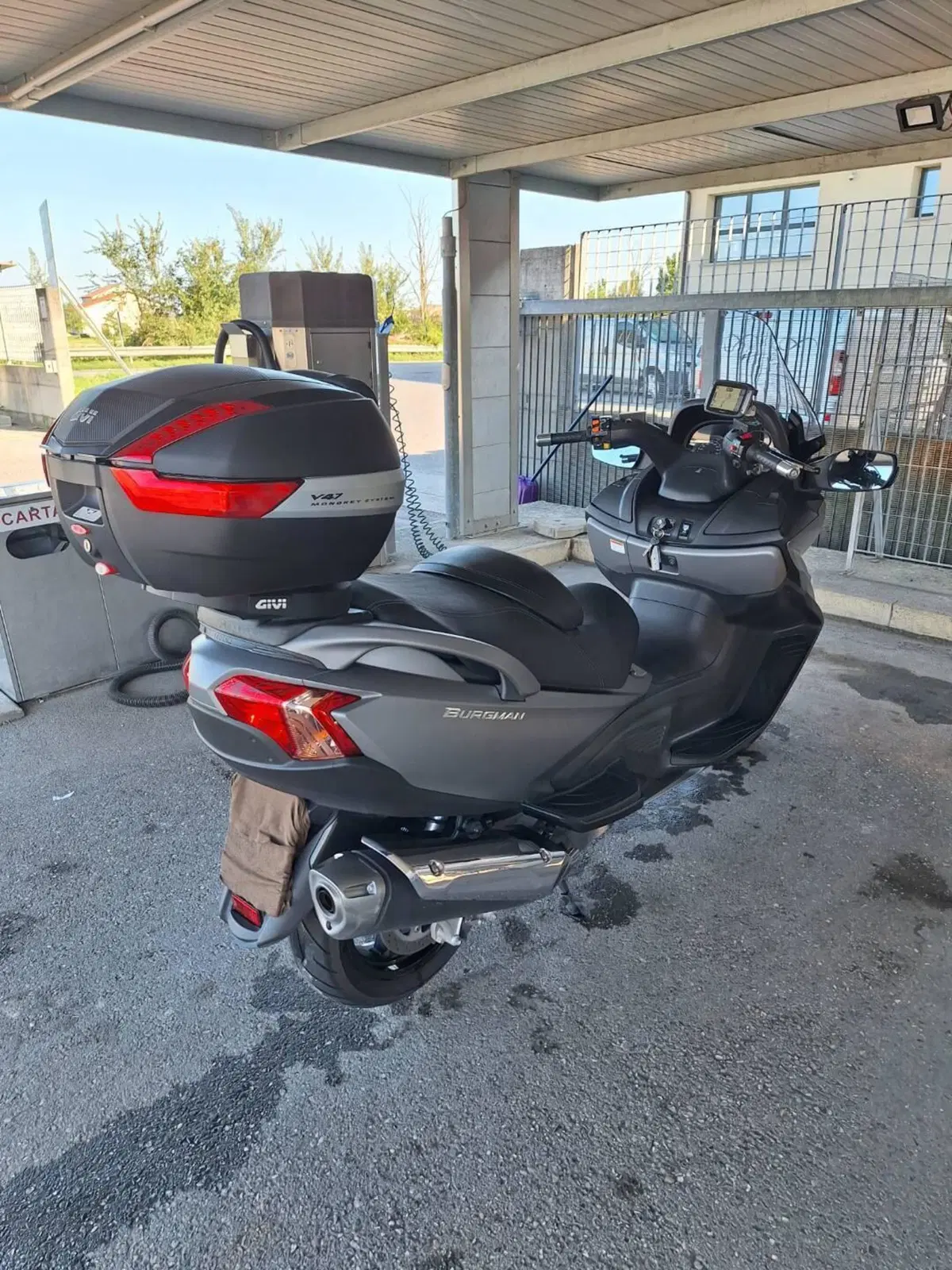 Suzuki Burgman AN 650 Executive (2017 - 20) (2)