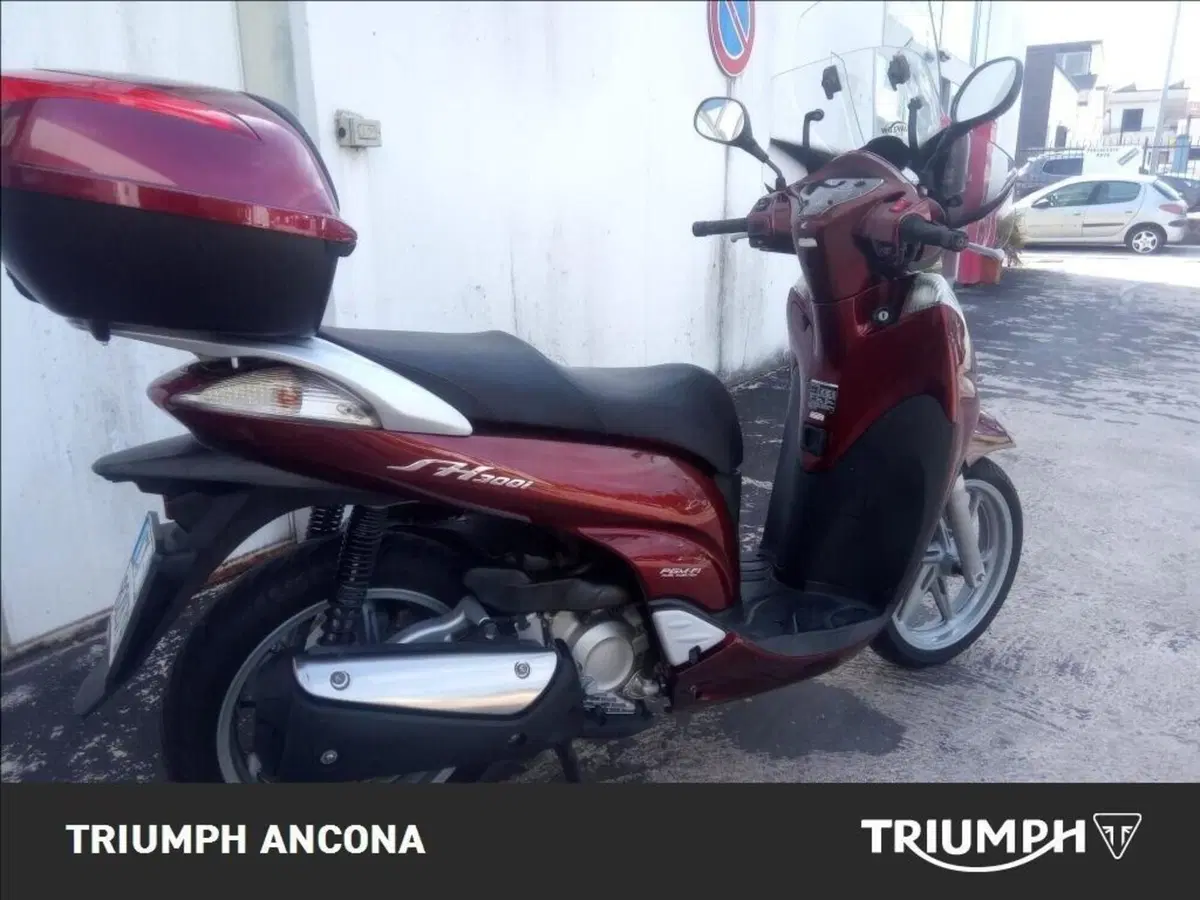 Honda SH 300 i (2006 - 10) (2)