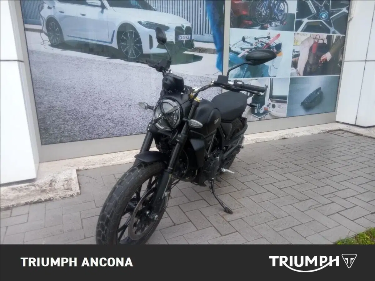 Ducati Scrambler 800 Icon Dark (2025 - 26) (3)