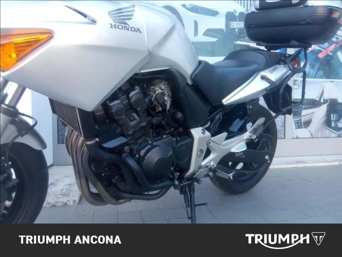Honda CBF 600 (2004 - 06) (5)