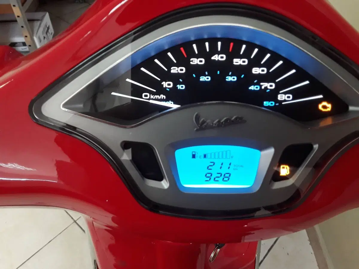 Vespa Primavera 50 (2024 - 25) (10)
