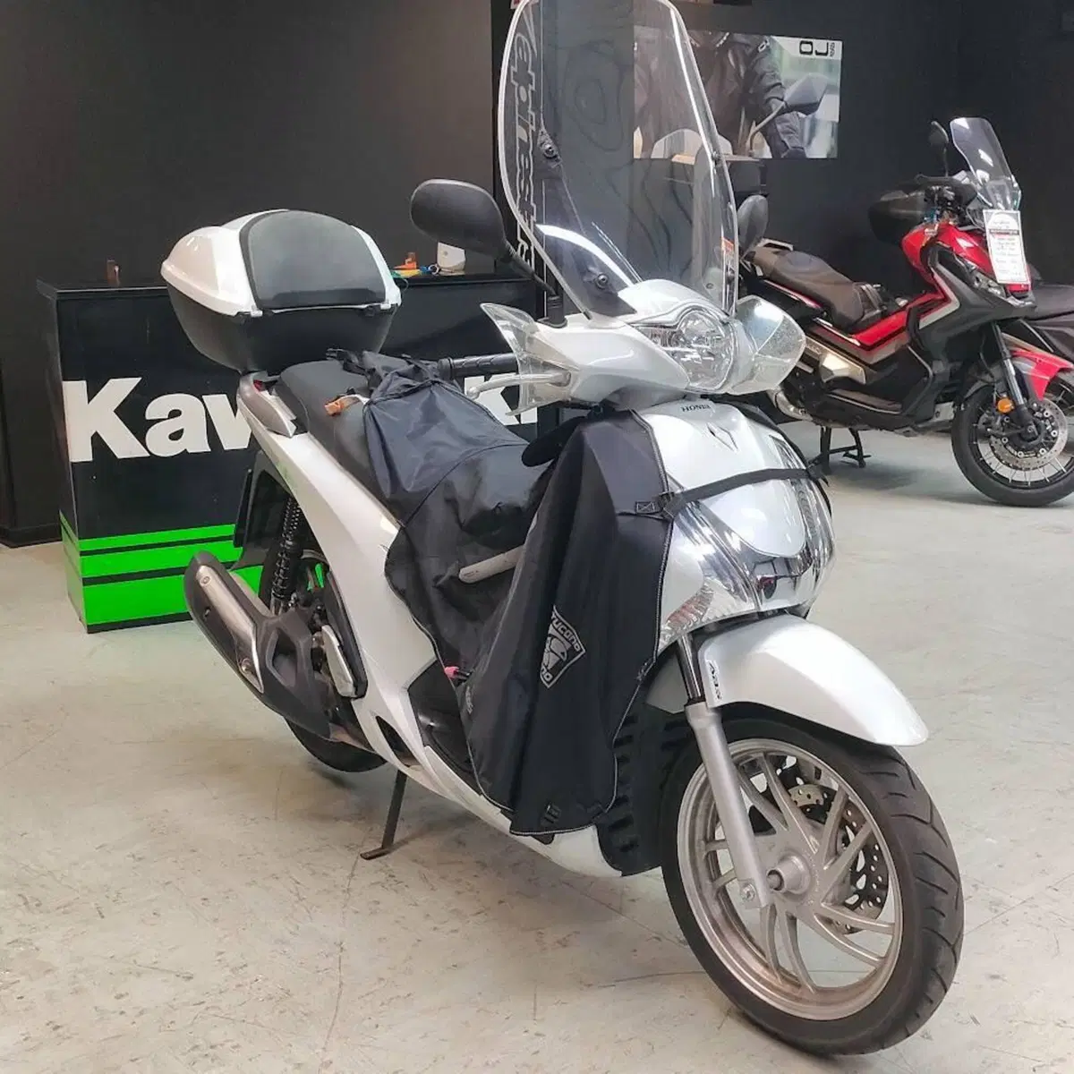 Honda SH 150i ABS (2013 - 16) (5)