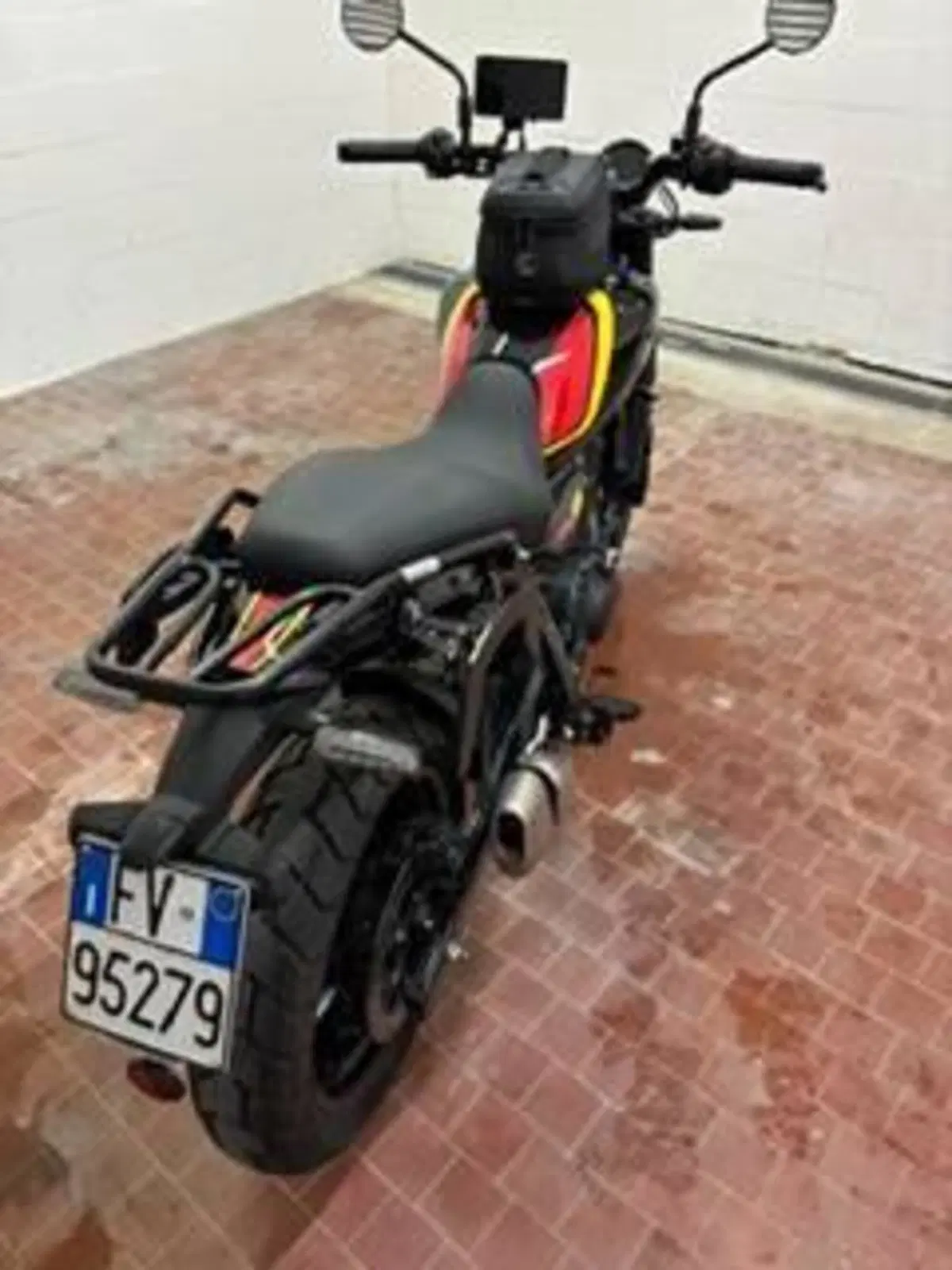 Royal Enfield Guerrilla 450 (2024 - 26) (5)