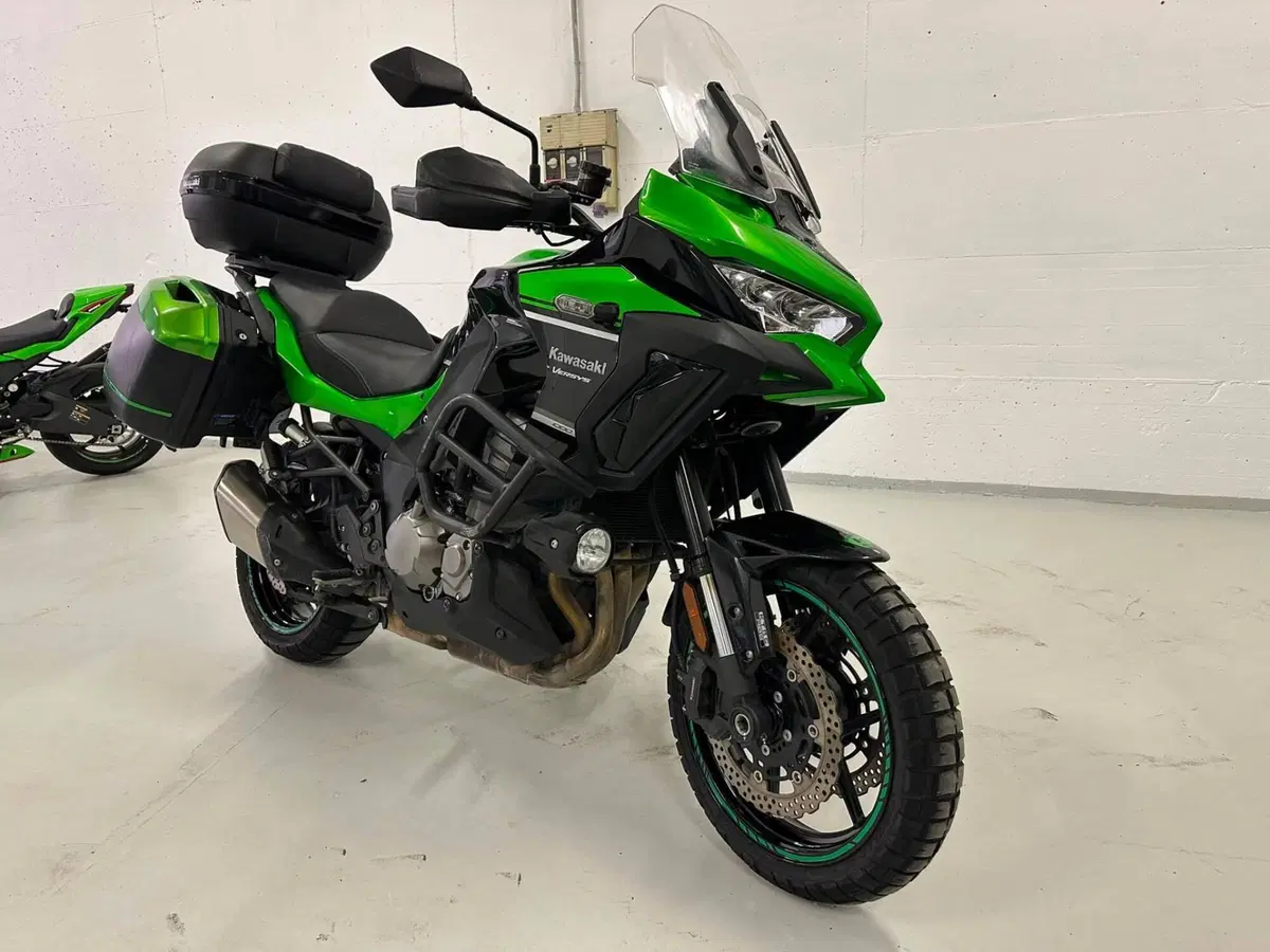 Kawasaki Versys 1000 S Grand Tourer (2021) (2)