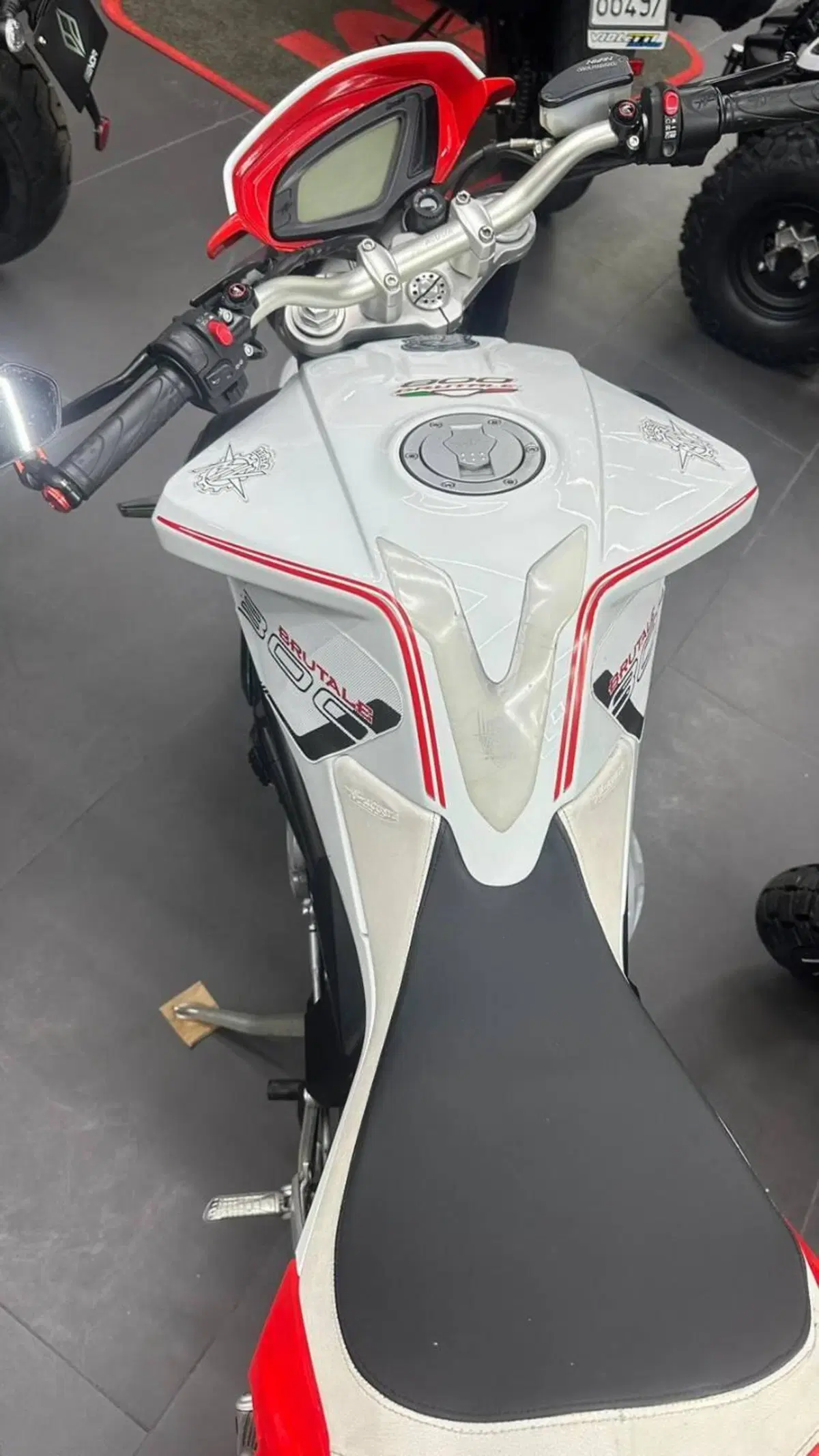 MV Agusta Brutale 800 (2012 - 15) (10)