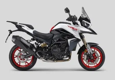 Benelli TRK 902 Stradale (2026) nuova