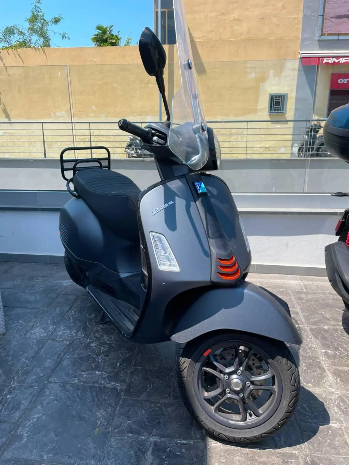 Vespa GTS 300 (2023 - 24) (7)