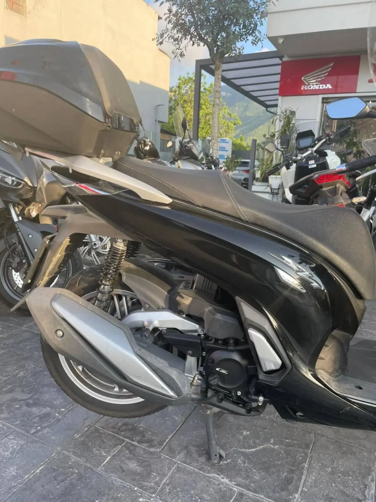 Honda SH 350 (2021 - 24) (4)