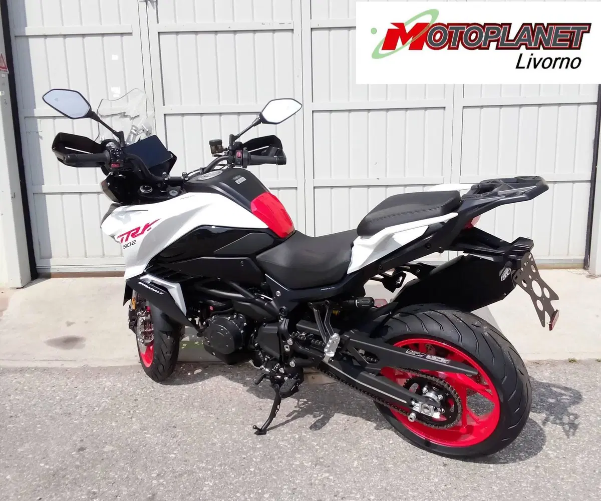 Benelli TRK 902 Stradale (2026) (6)