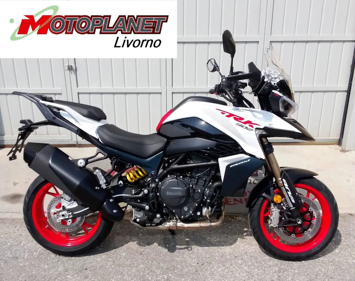 Benelli TRK 902 Stradale (2026) (10)