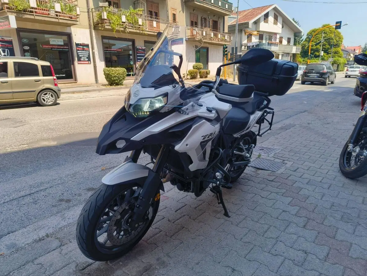 Benelli TRK 502 (2021 - 25) (3)