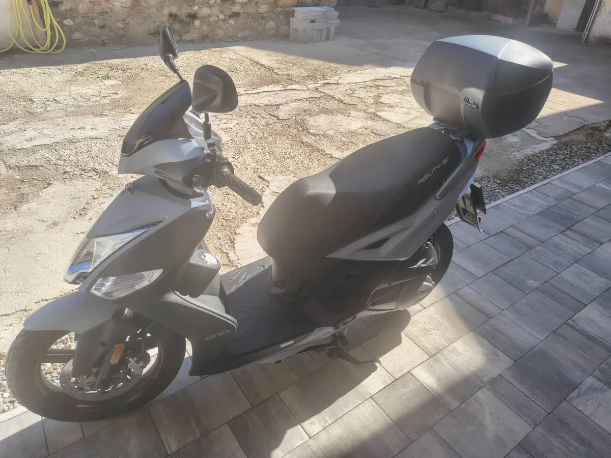 Kymco Agility 200i R16 + (2021 - 25) (3)