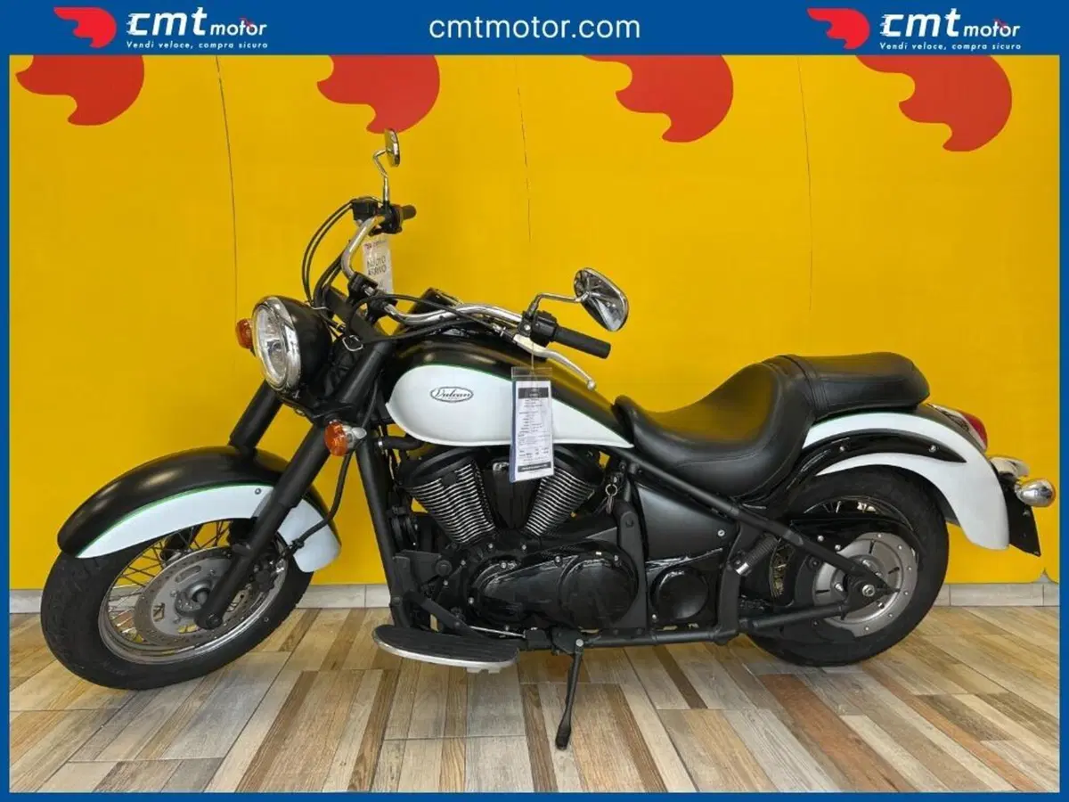 Kawasaki Vulcan VN 900 Classic (2011 - 16) (3)