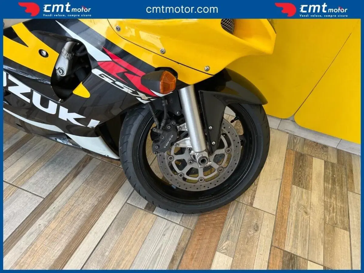 Suzuki GSX R 600 (2001 - 03) (9)