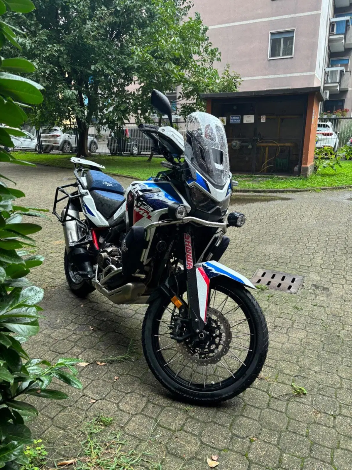 Honda Africa Twin CRF 1100L ES DCT (2024 - 26) (3)