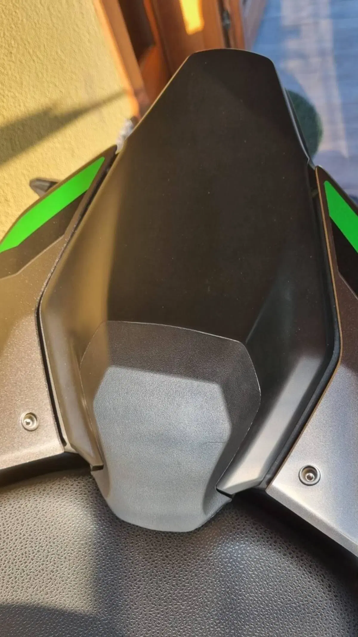 Kawasaki Z 900 (2025 - 26) (4)
