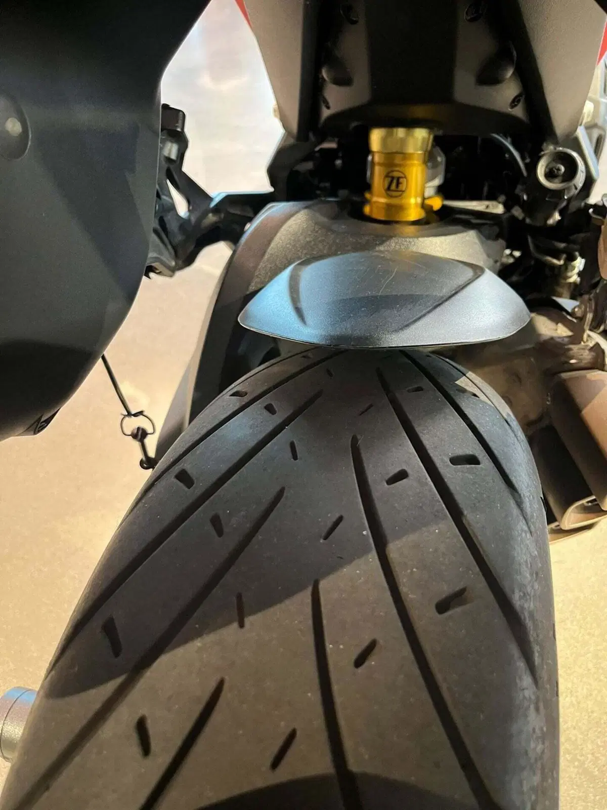 MV Agusta Turismo Veloce 800 R (2023 - 26) (7)