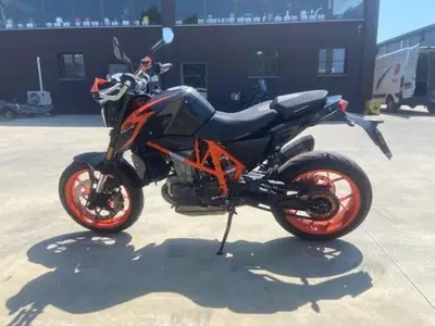 KTM 690 Duke R (2016 -17) usata