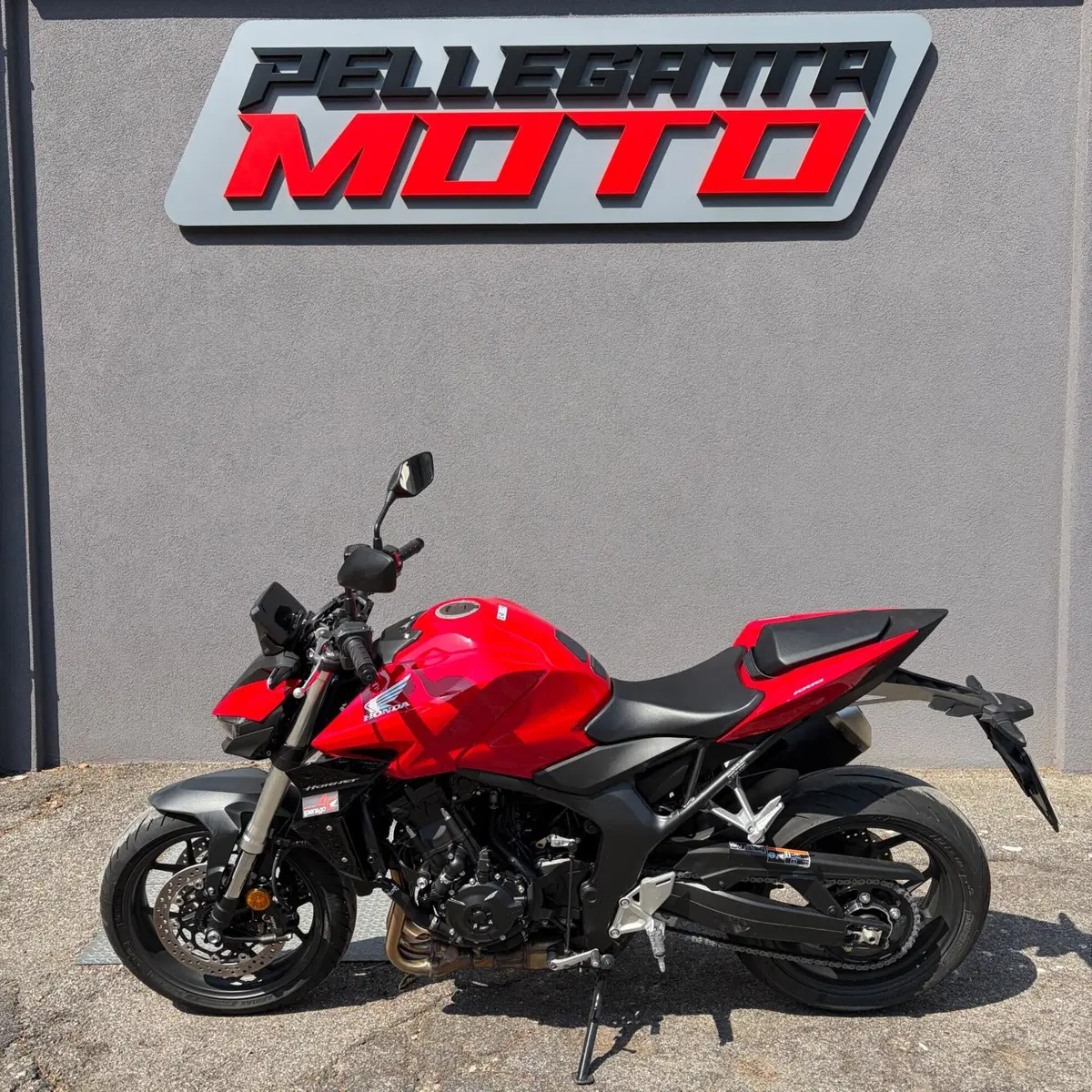 Honda CB 1000 Hornet (2025 - 26) (4)