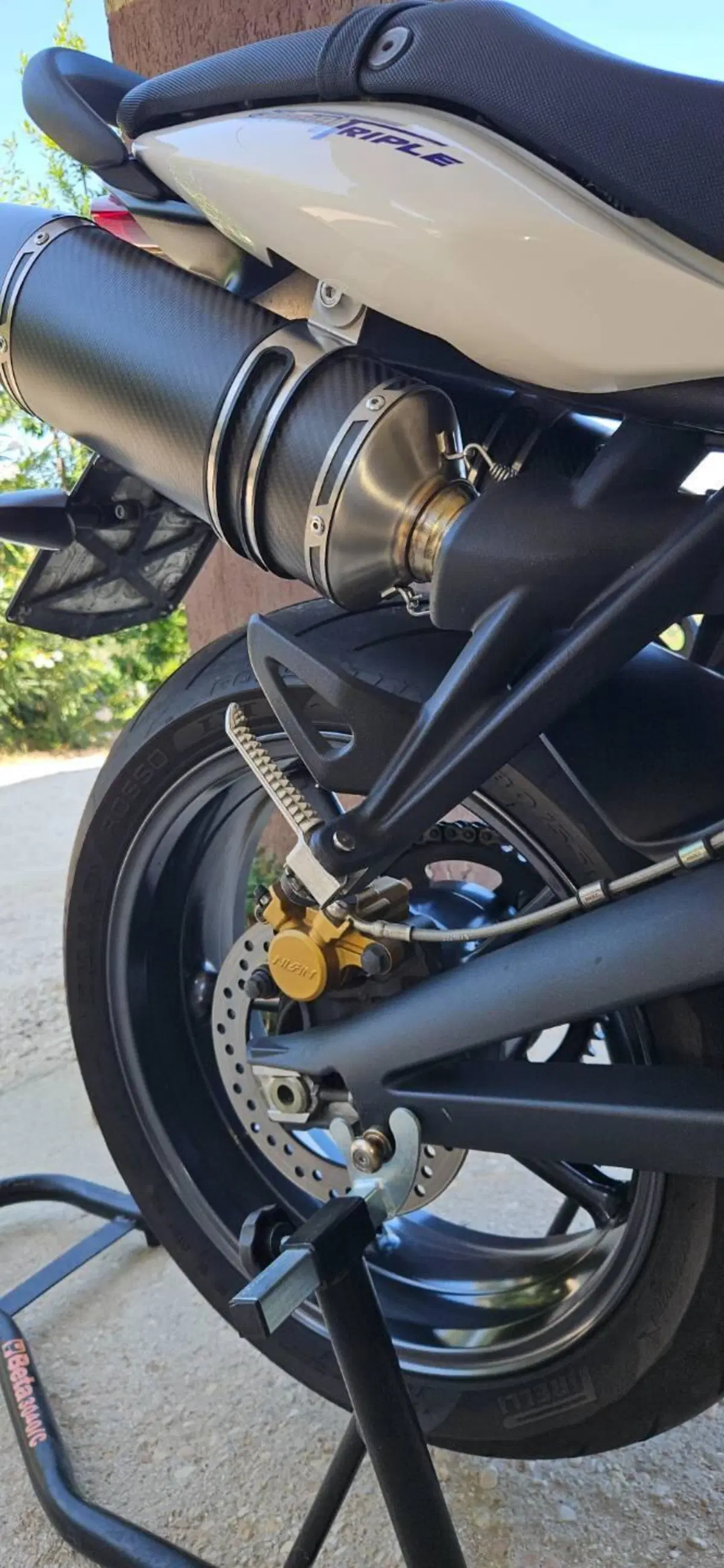 Triumph Street Triple R (2009 - 12) (11)