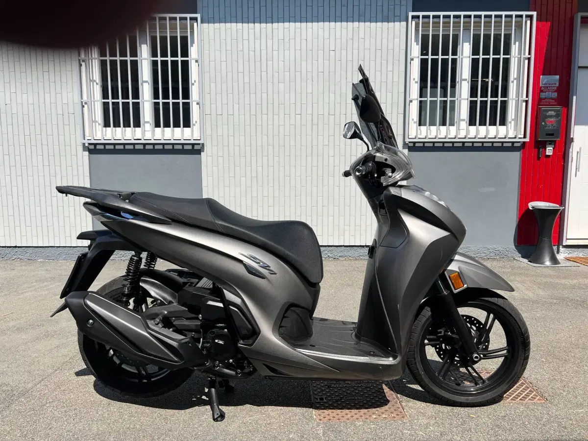 Honda SH 350 (2021 - 24) (2)