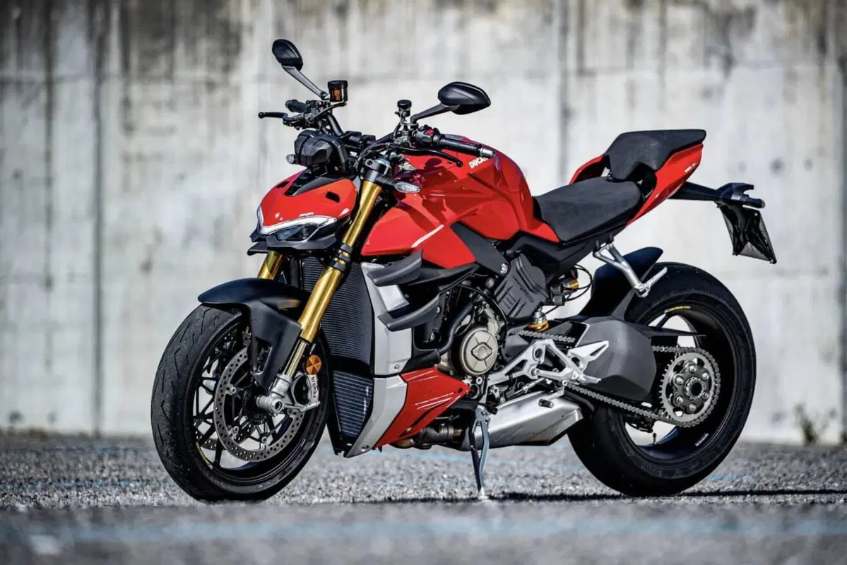 Ducati Streetfighter V4 1100 S (2021 - 22) (2)