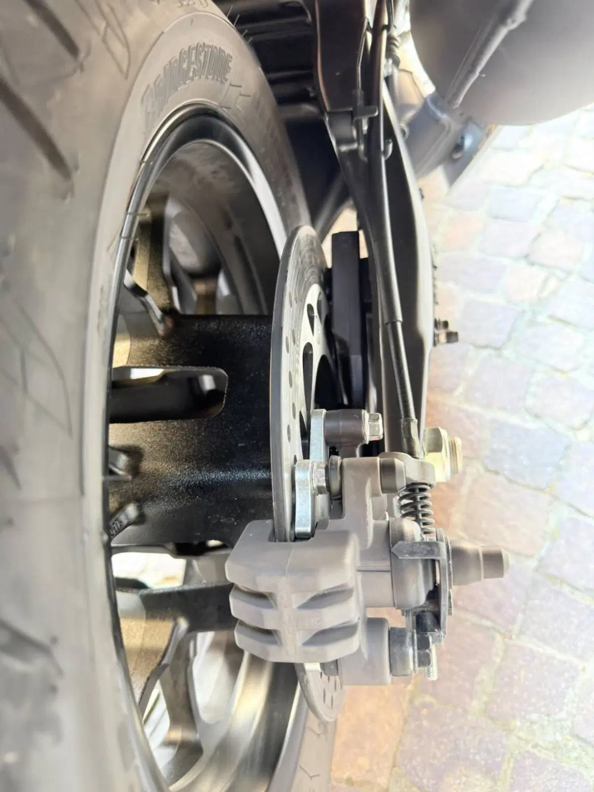 Yamaha T-Max 560 Tech Max (2022 - 24) (10)