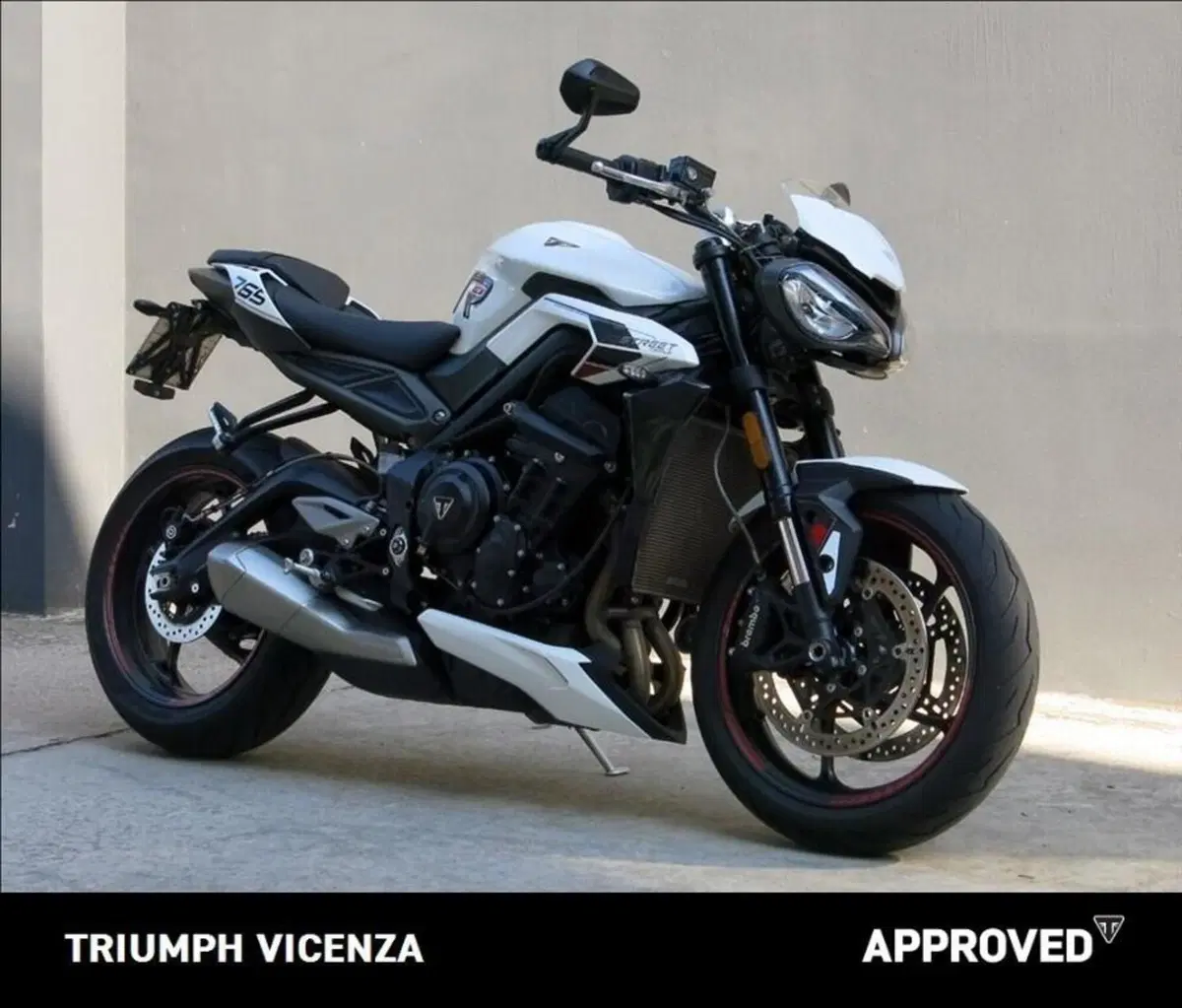 Triumph Street Triple 765 R (2023 - 26) (2)