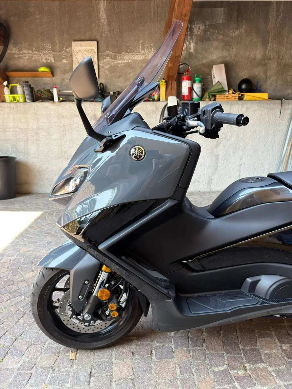 Yamaha T-Max 560 Tech Max (2022 - 24) (13)