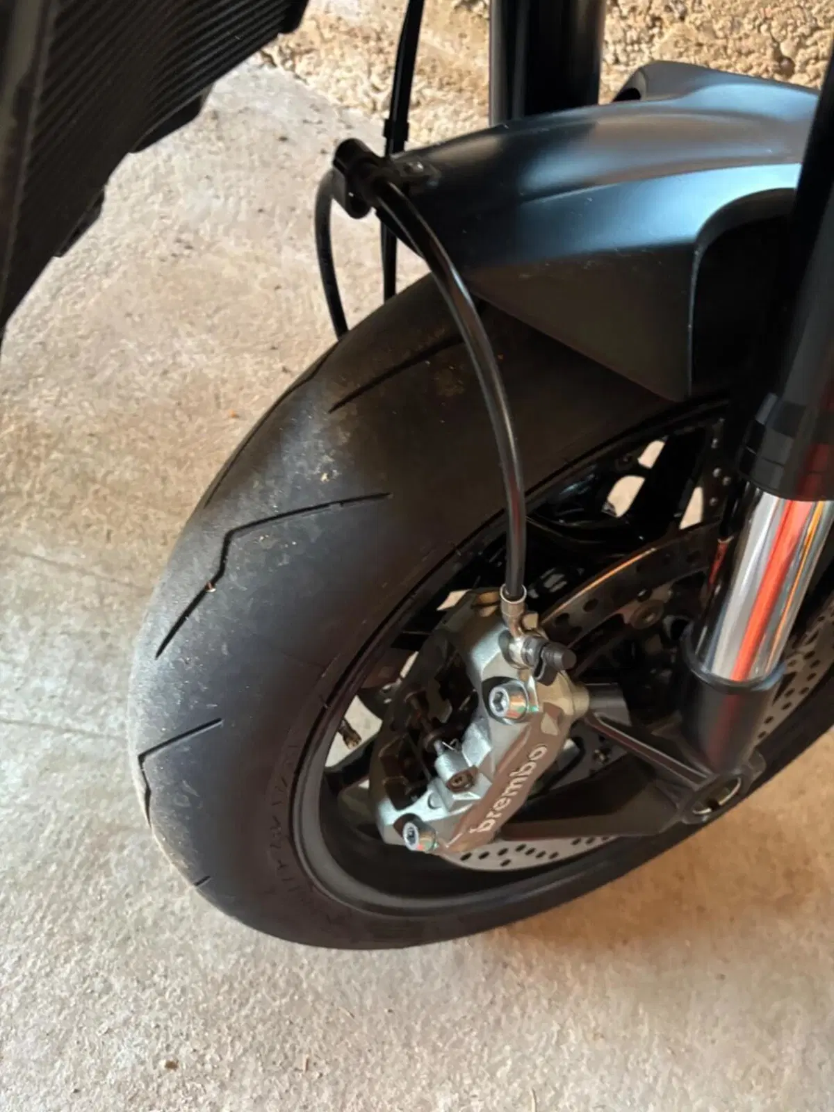 Ducati Monster 937 (2021 - 25) (4)