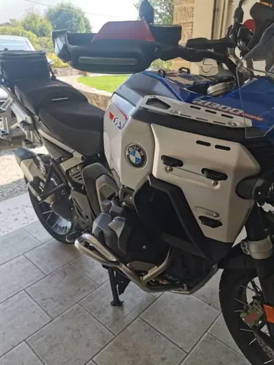 Bmw R 1300 GS Adventure Trophy (2025 - 26) usata