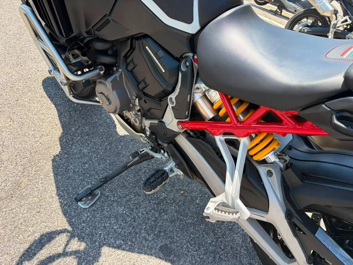 Ducati Multistrada V4 S (2021 - 24) (4)