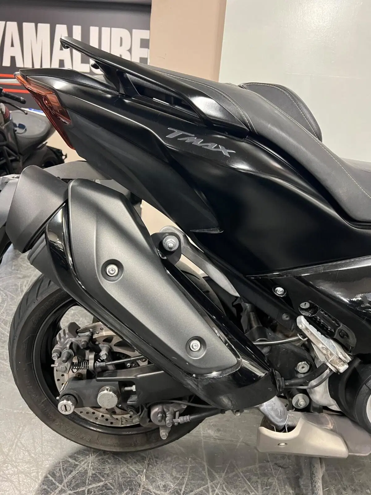 Yamaha T-Max 560 Tech Max (2022 - 24) (5)