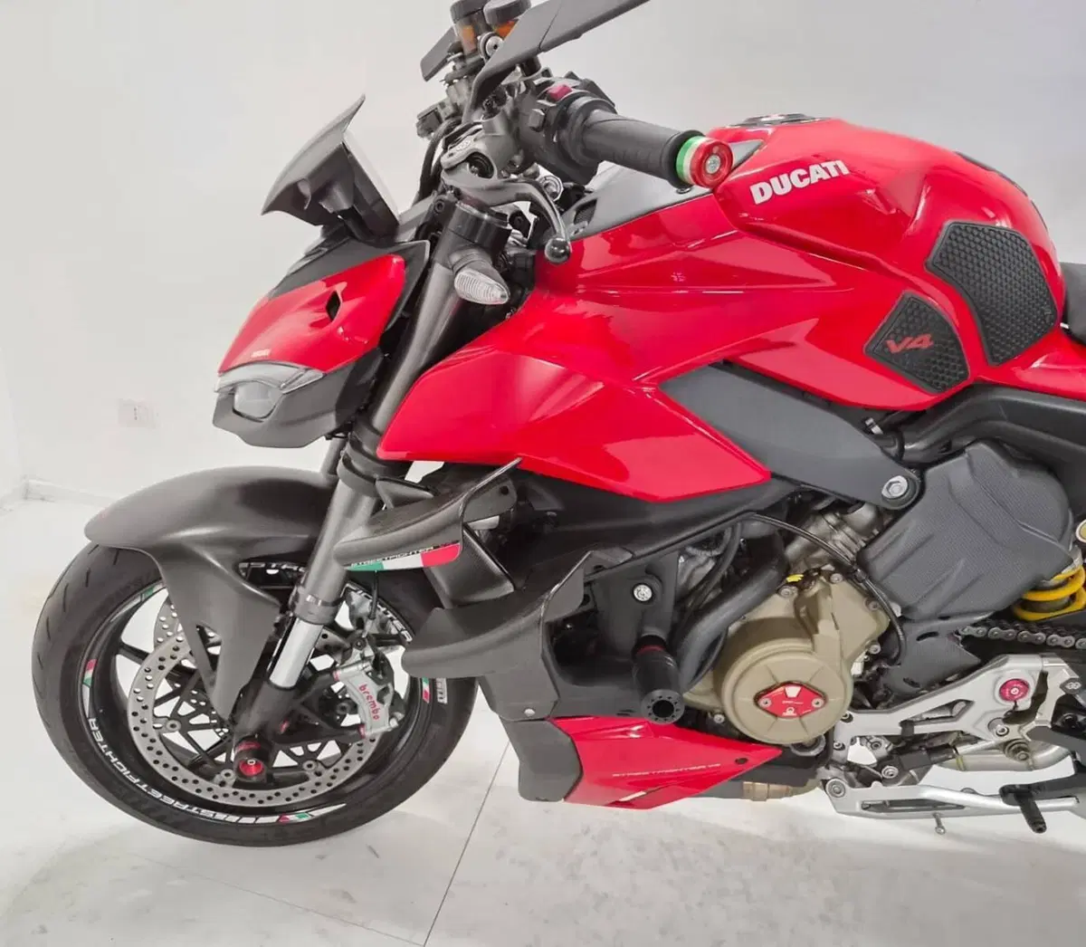 Ducati Streetfighter V4 1100 (2021 - 22) (7)