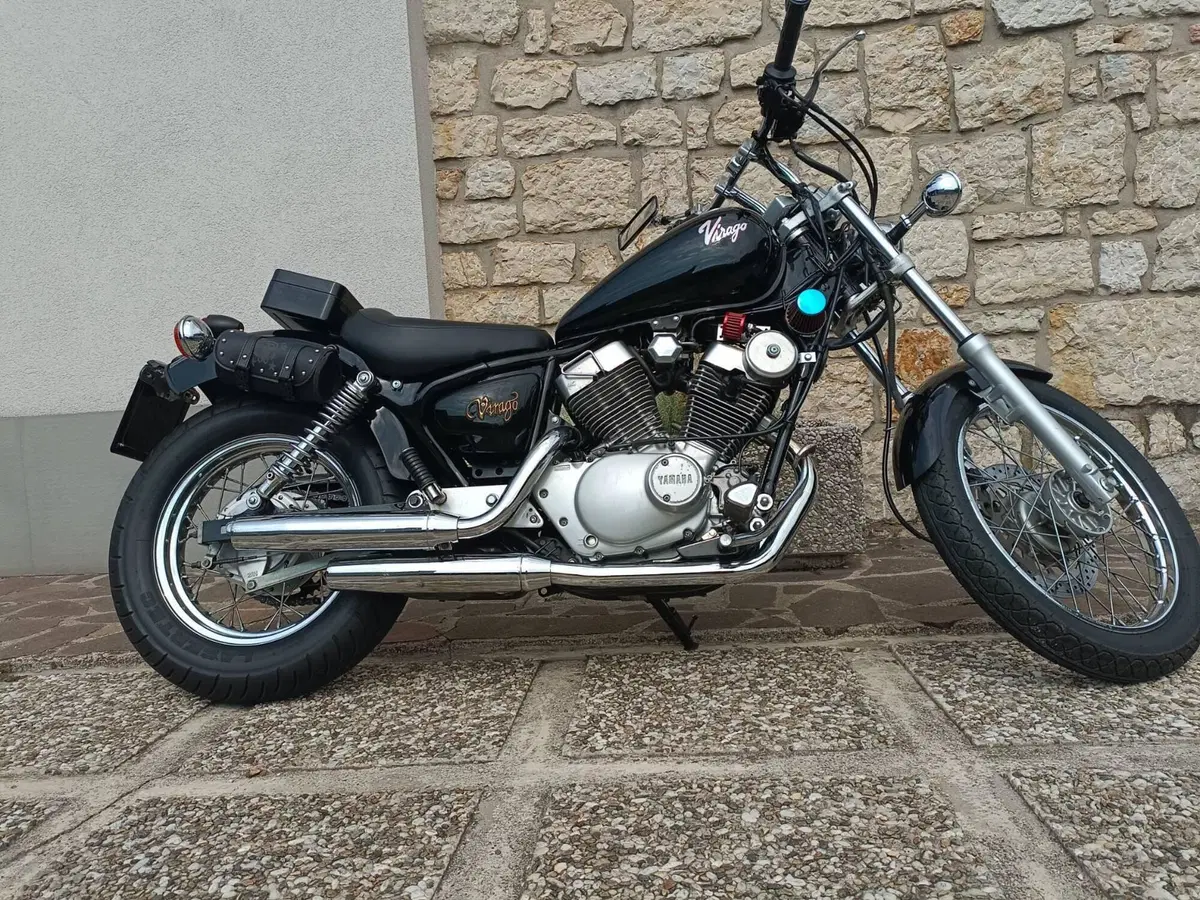 Yamaha XV 250 S Virago (1994 - 01) (2)