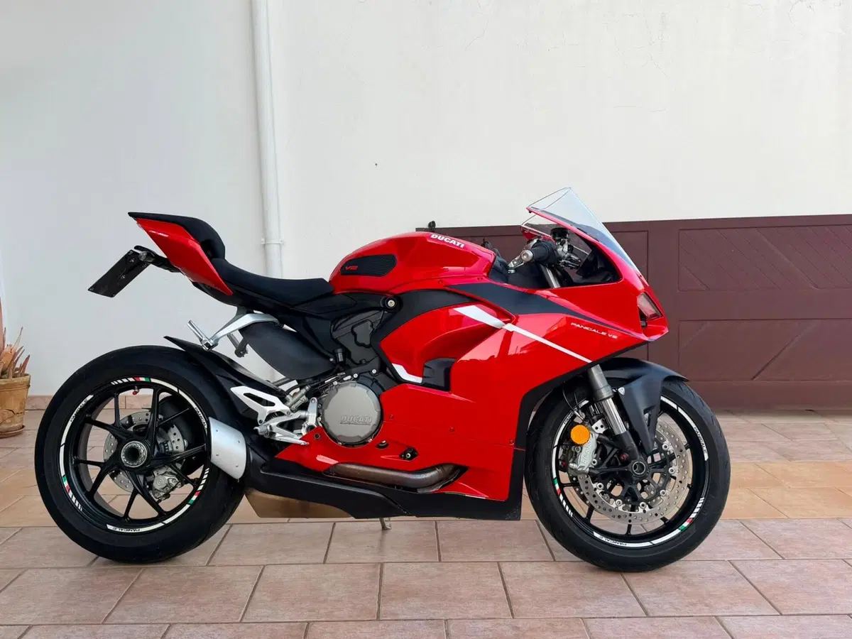 Ducati Panigale V2 (2021 - 24) (3)