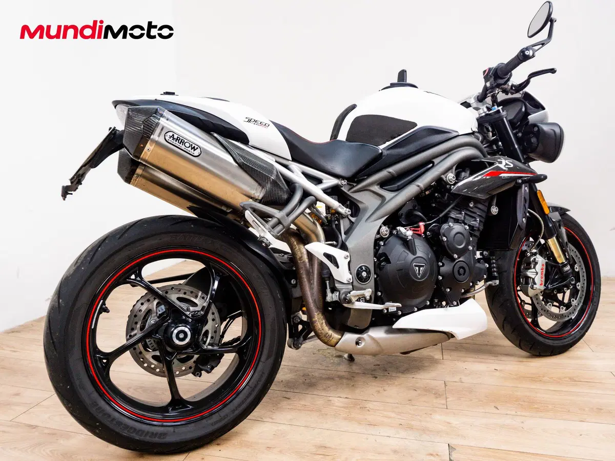 Triumph Speed Triple 1050 RS (2018 - 20) (3)