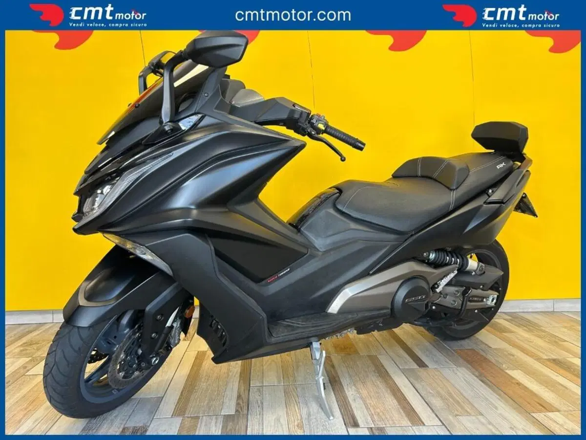 Kymco AK 550 ETS (2021 - 26) (2)