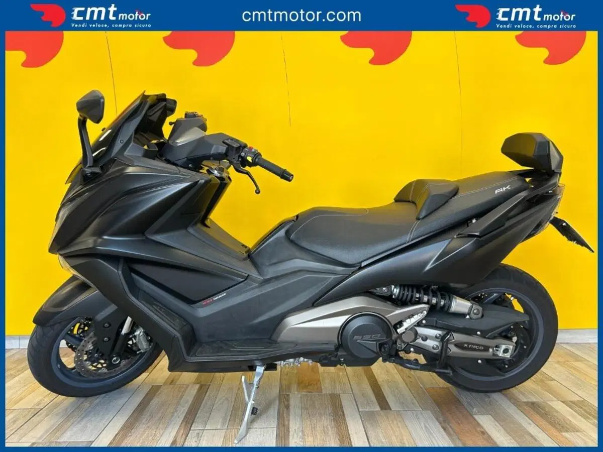 Kymco AK 550 ETS (2021 - 26) (3)