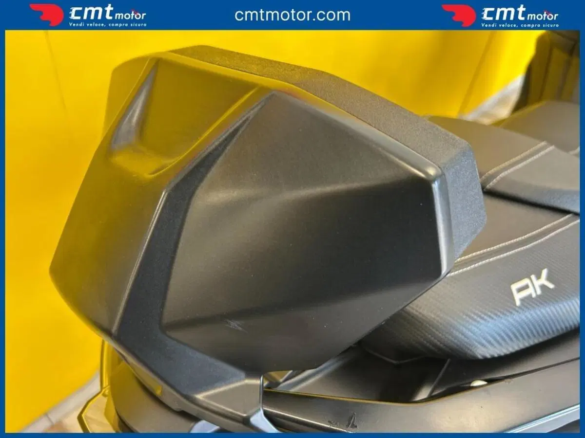 Kymco AK 550 ETS (2021 - 26) (7)