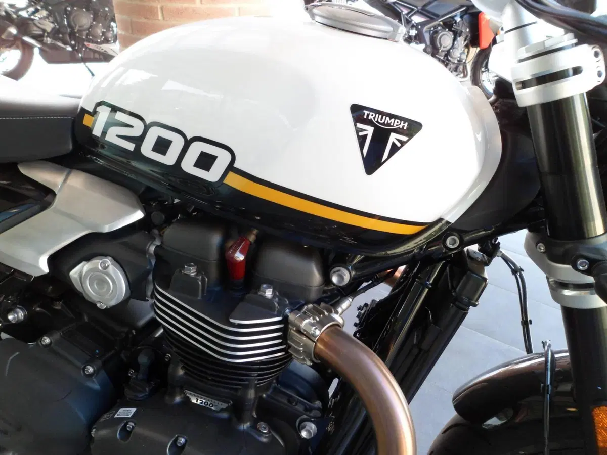 Triumph Speed Twin 1200 (2025 - 26) (9)