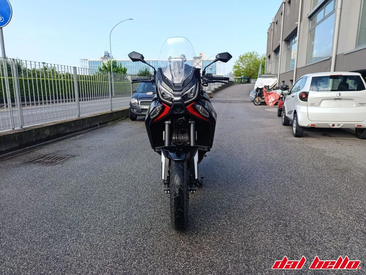Moto Morini X-Cape 1200 (2026) (3)