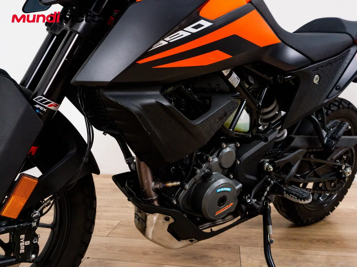 KTM 390 Adventure (2020) (9)