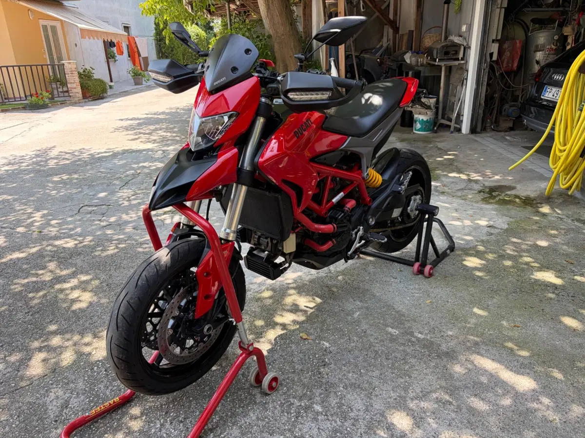 Ducati Hypermotard 939 (2016 - 18) (6)