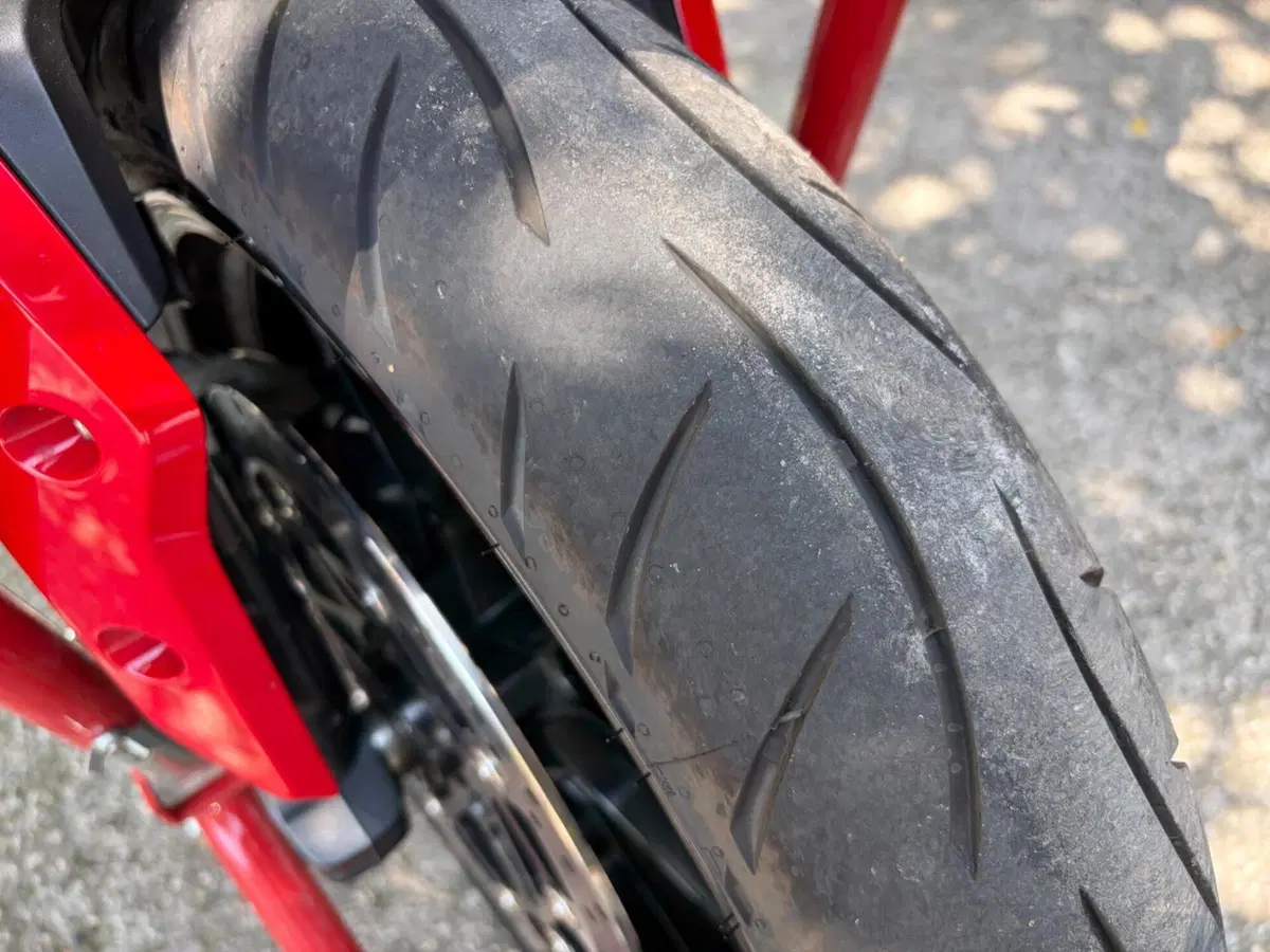 Ducati Hypermotard 939 (2016 - 18) (10)
