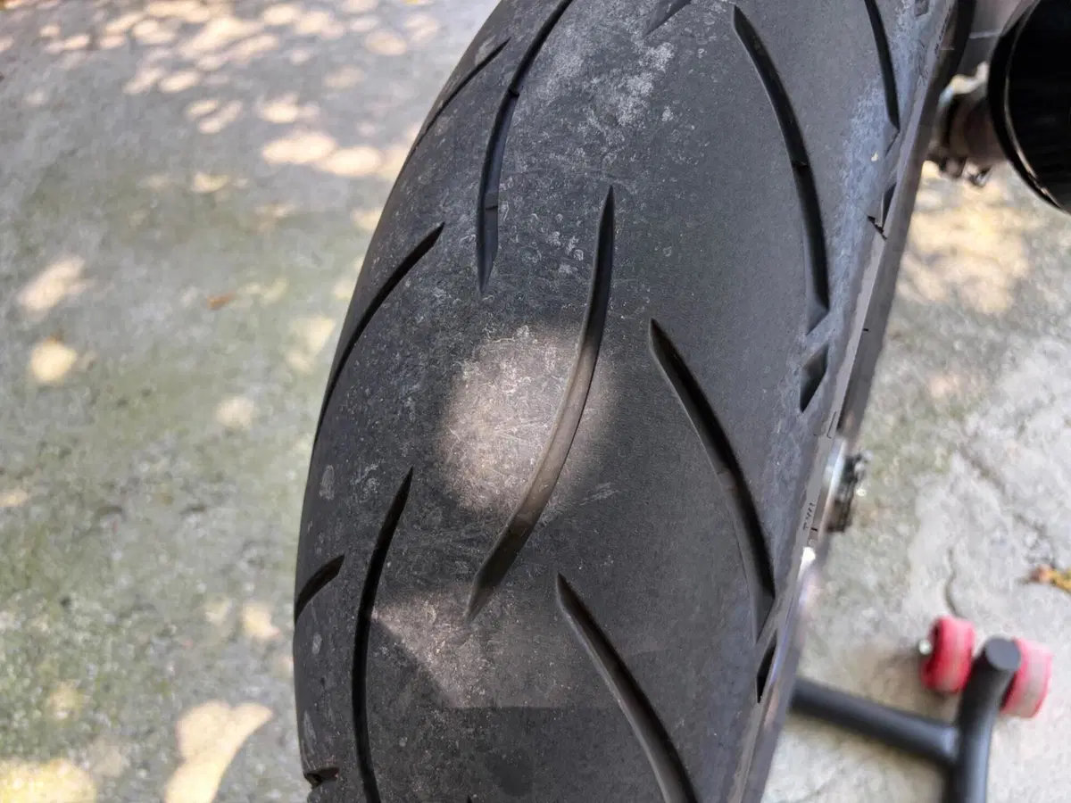 Ducati Hypermotard 939 (2016 - 18) (11)