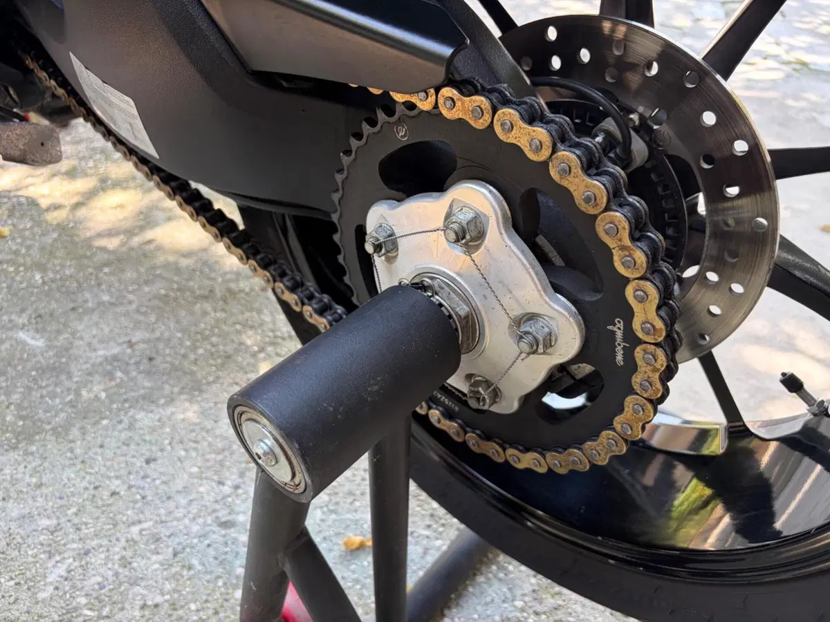 Ducati Hypermotard 939 (2016 - 18) (12)