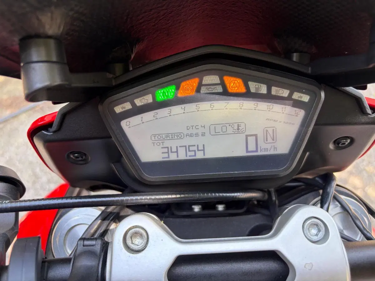 Ducati Hypermotard 939 (2016 - 18) (13)