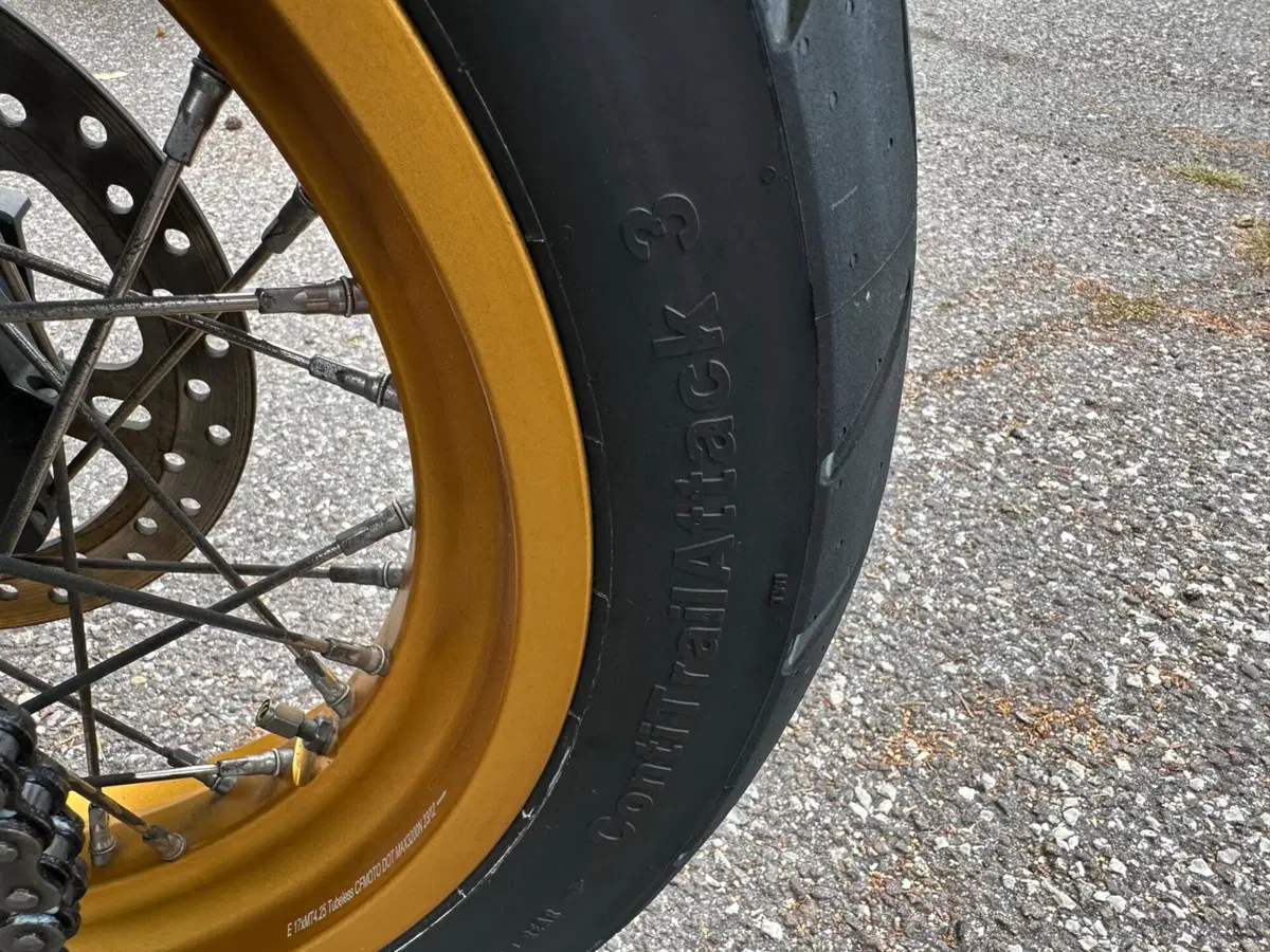 CFMOTO 800MT Explore (2023 - 26) (11)
