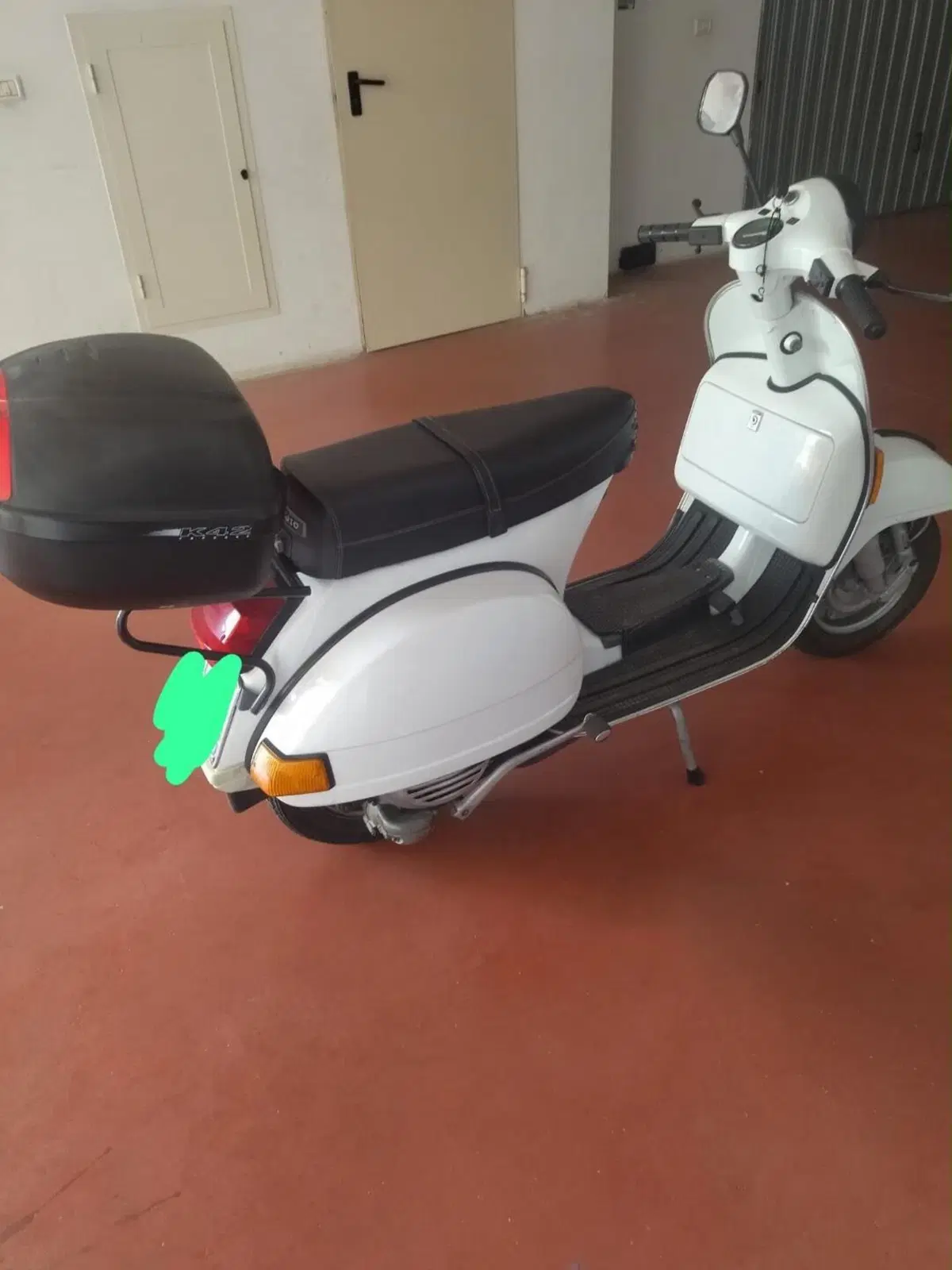 Piaggio Vespa PX  (2)